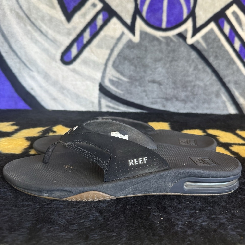 Size 13 - REEF FANNING BLACK/GUM FLIP FLOPS THONG SANDALS BEACH MICK